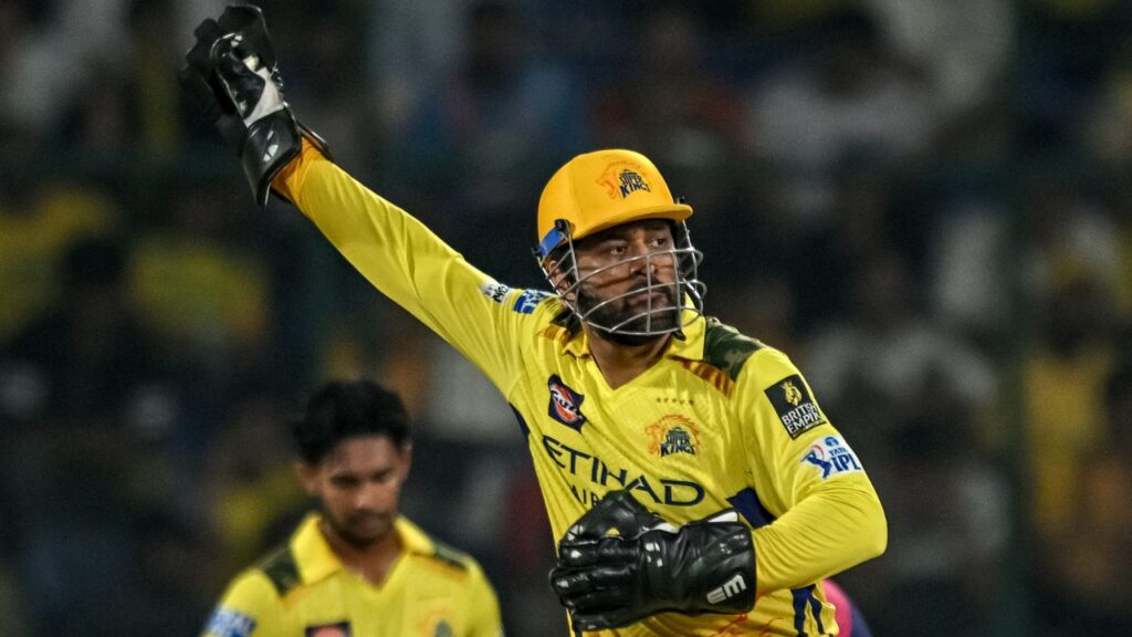 আইপিএল ২০২৬: সুরেশ রায়নার বক্তব্যে মহেন্দ্র সিং ধোনির অবসর নিয়ে জল্পনা