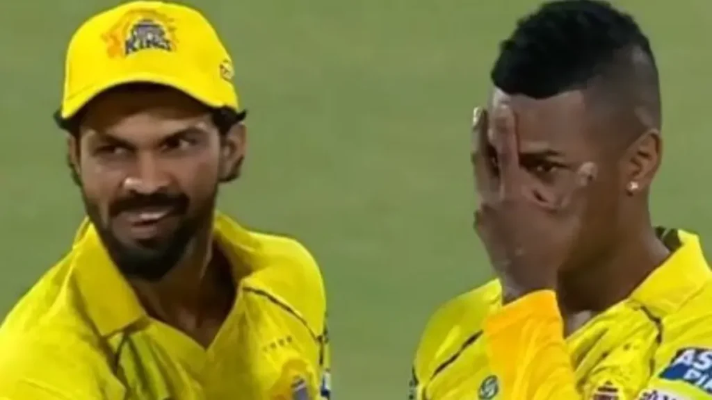 চেন্নাই সুপার কিংসে আকেল হোসেনের সাফল্যের নেপথ্যে ডোয়াইন ব্রাভো