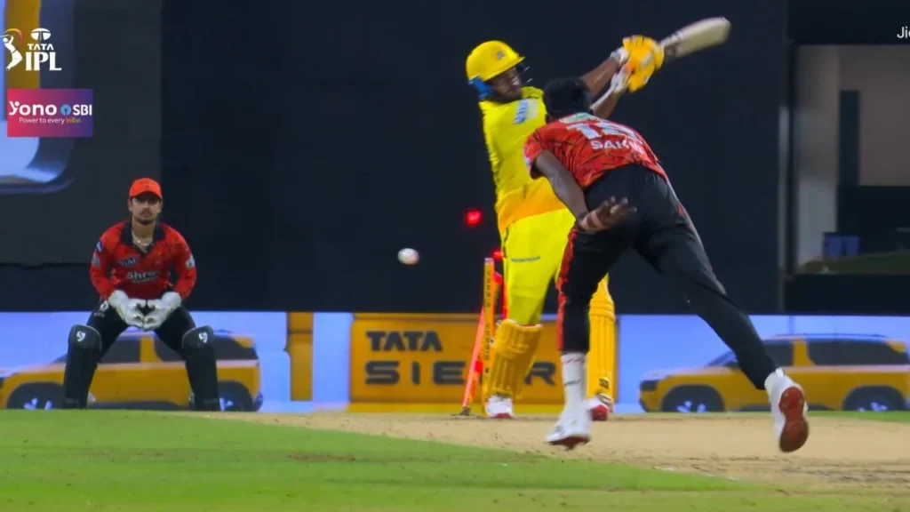 CSK বনাম SRH: সাকিব হোসেনের ম্যাজিকে কুপোকাত উর্বিল প্যাটেল